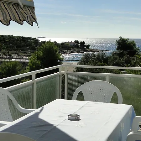 Apartment Laguna Primosten